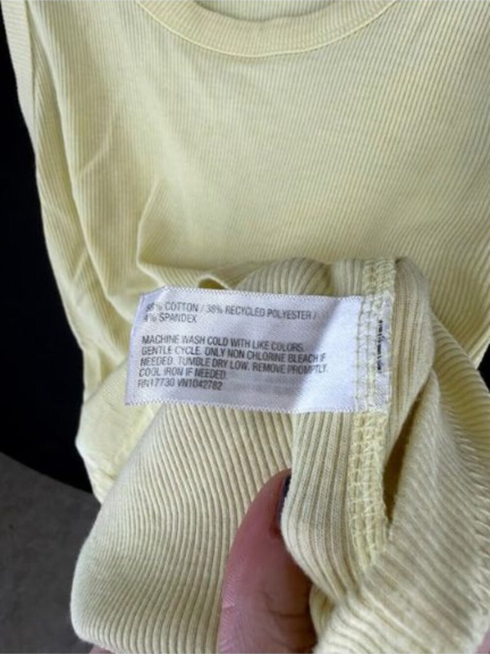 Universal Thread Pale Yellow Ribbed Tank Top - Picture 4 of 5